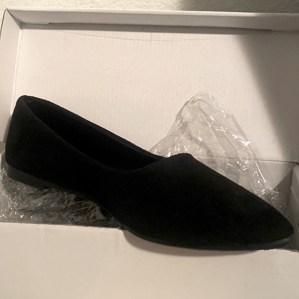 New black flats